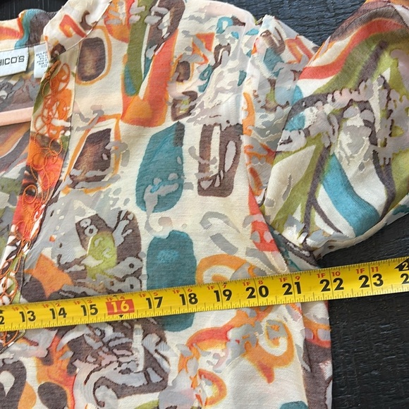 Chico’s Linen Blend Art Deco V-neck Top Tunic Size 1 US 8 / M - Picture 6 of 7